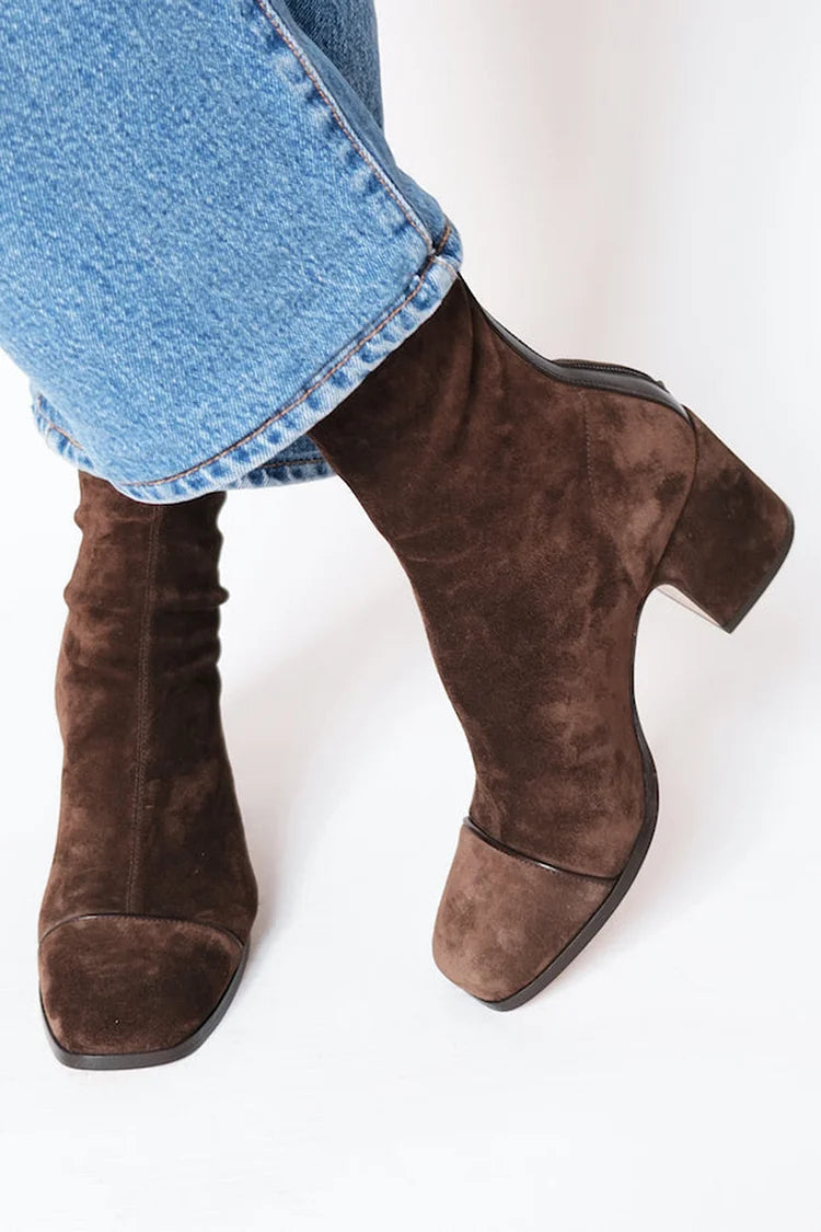 Monique™ | Elegant Comfort for Everyday
