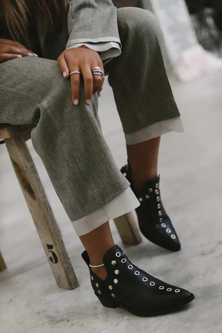 Béatrice™ | Bold Studded Elegance