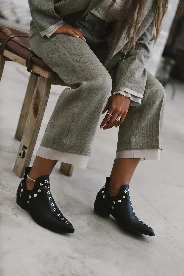 Béatrice™ | Bold Studded Elegance
