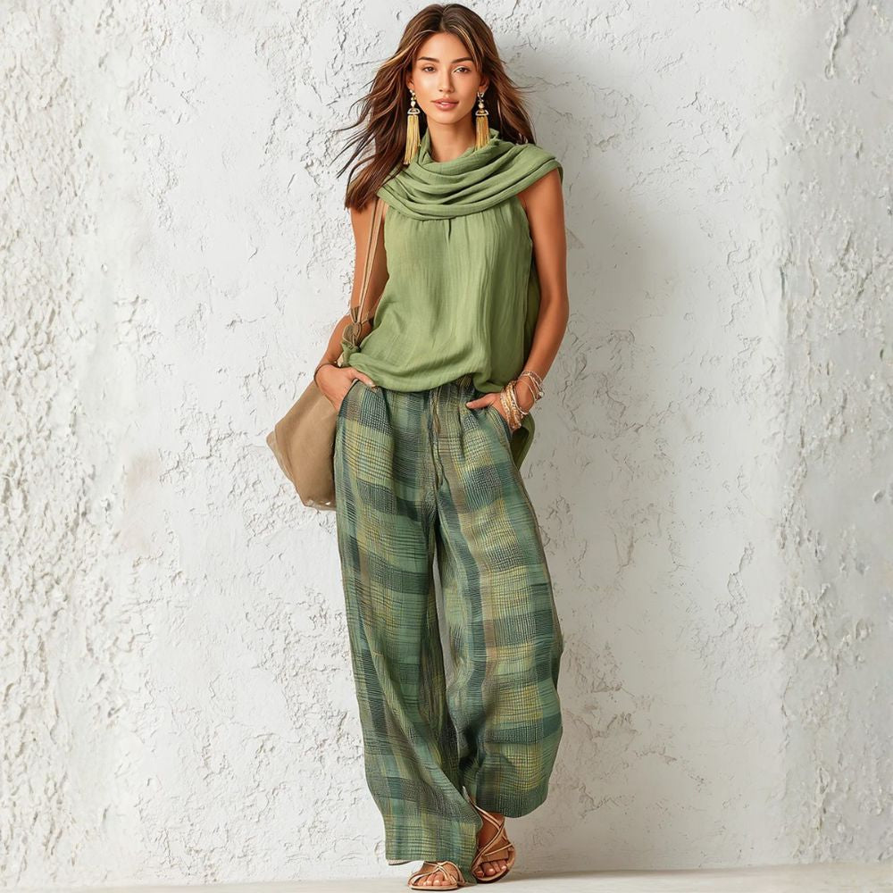 Jade | Two-Piece Set with Sleeveless Top and Checkered Pants