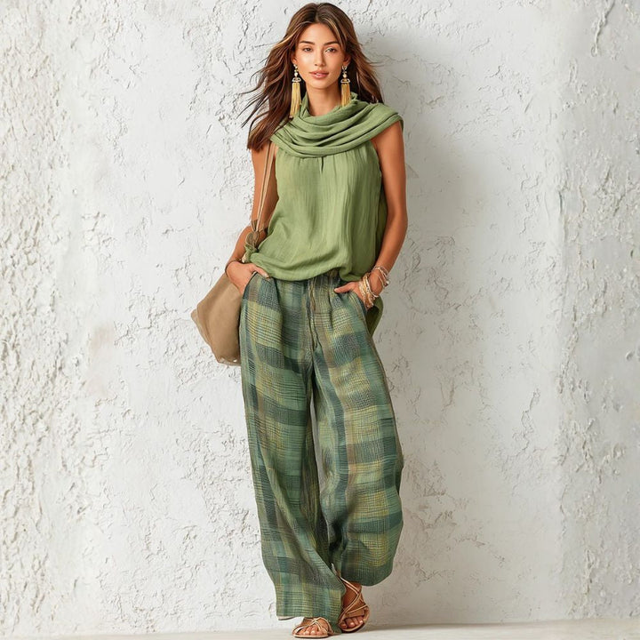 Jade | Two-Piece Set with Sleeveless Top and Checkered Pants