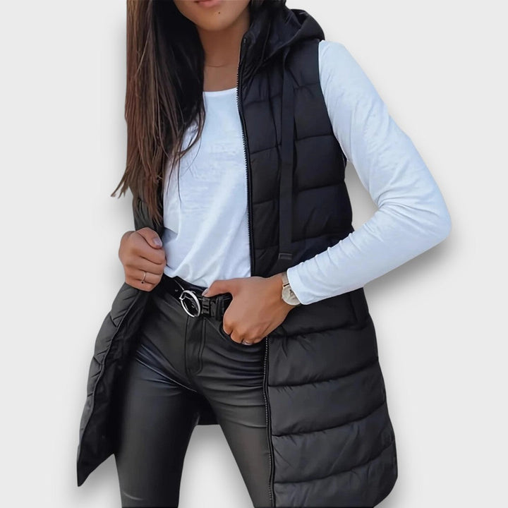Kaira – Casual Sleeveless Quilted Gilet with Hood