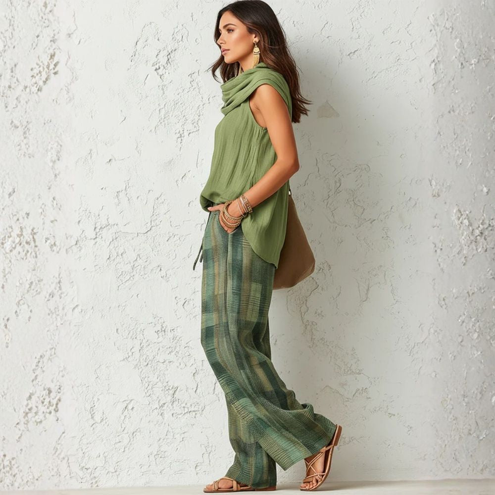 Jade | Two-Piece Set with Sleeveless Top and Checkered Pants