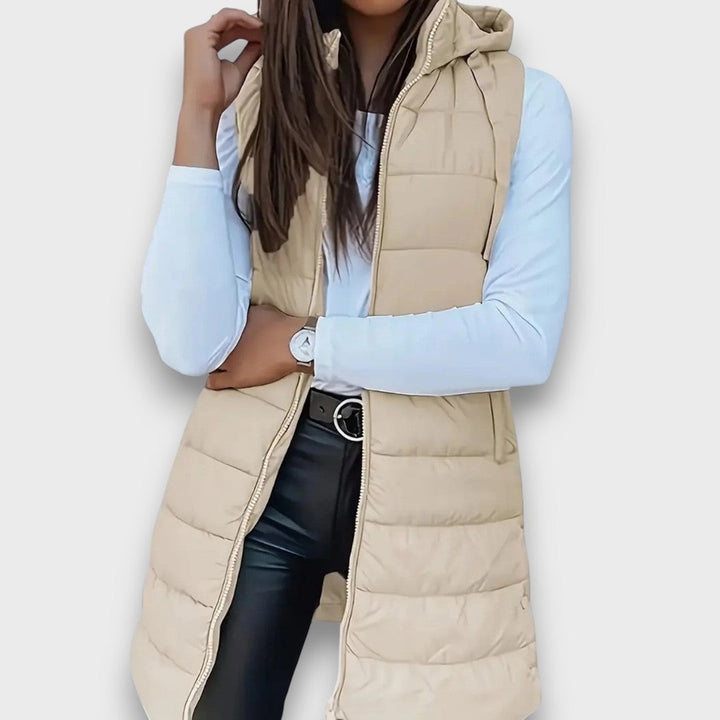 Kaira – Casual Sleeveless Quilted Gilet with Hood