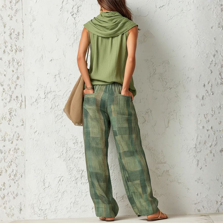 Jade | Two-Piece Set with Sleeveless Top and Checkered Pants