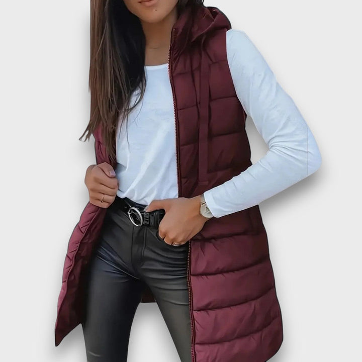 Kaira – Casual Sleeveless Quilted Gilet with Hood