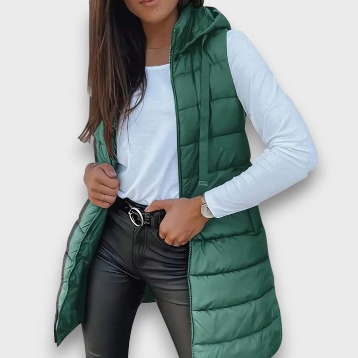 Kaira – Casual Sleeveless Quilted Gilet with Hood