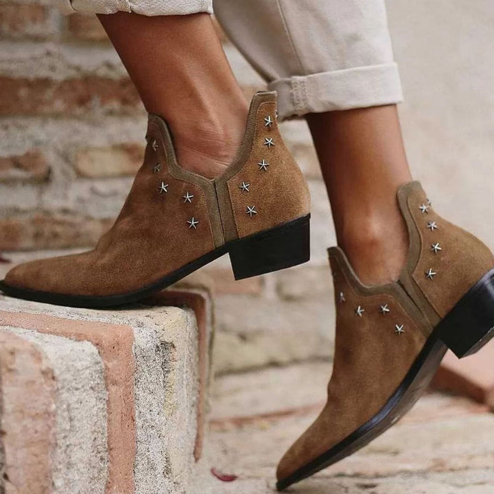 Carmen™ | Bold Western Style