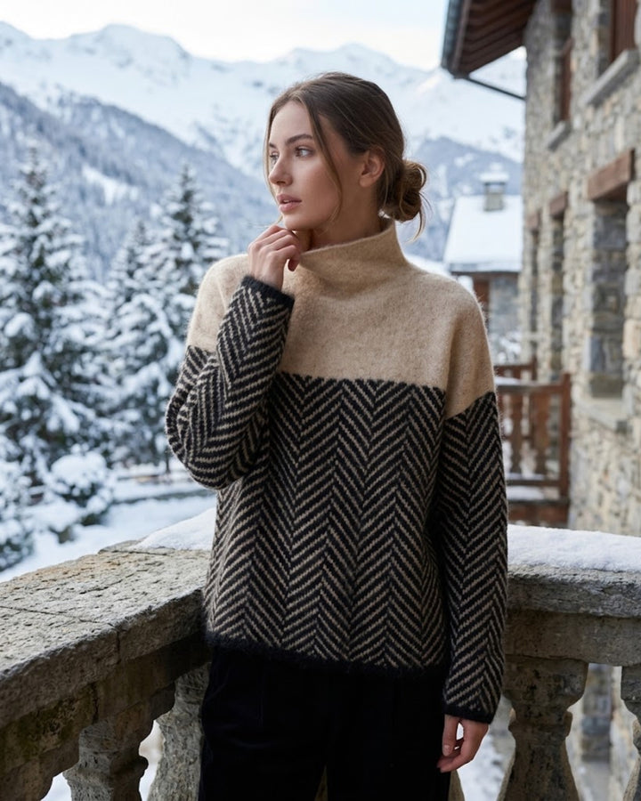 Vera | Colour-Block Chevron Oversized Turtleneck Sweater