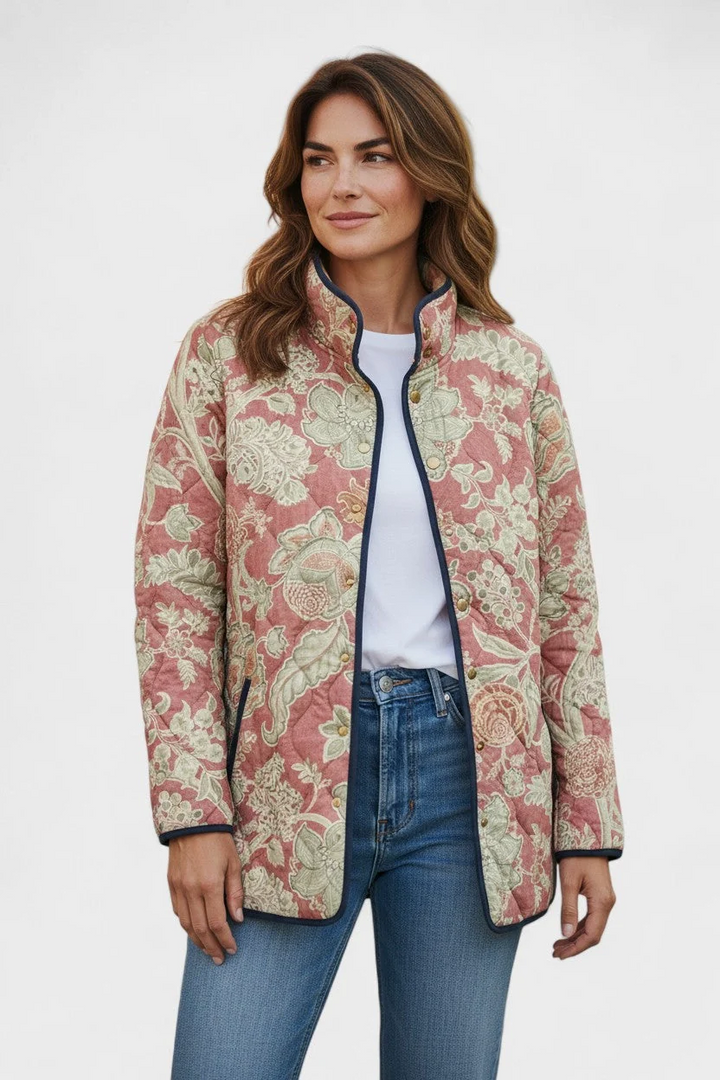 Réjeanne™ | Nostalgic Floral Charm