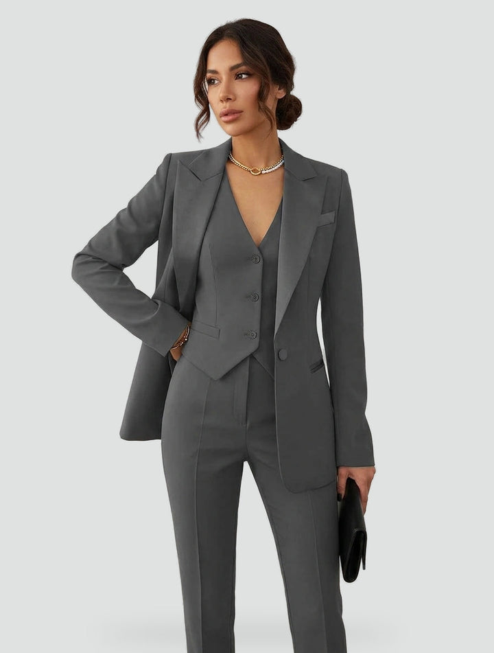 Elise | Three-Piece Set: Blazer, Vest, and Trousers
